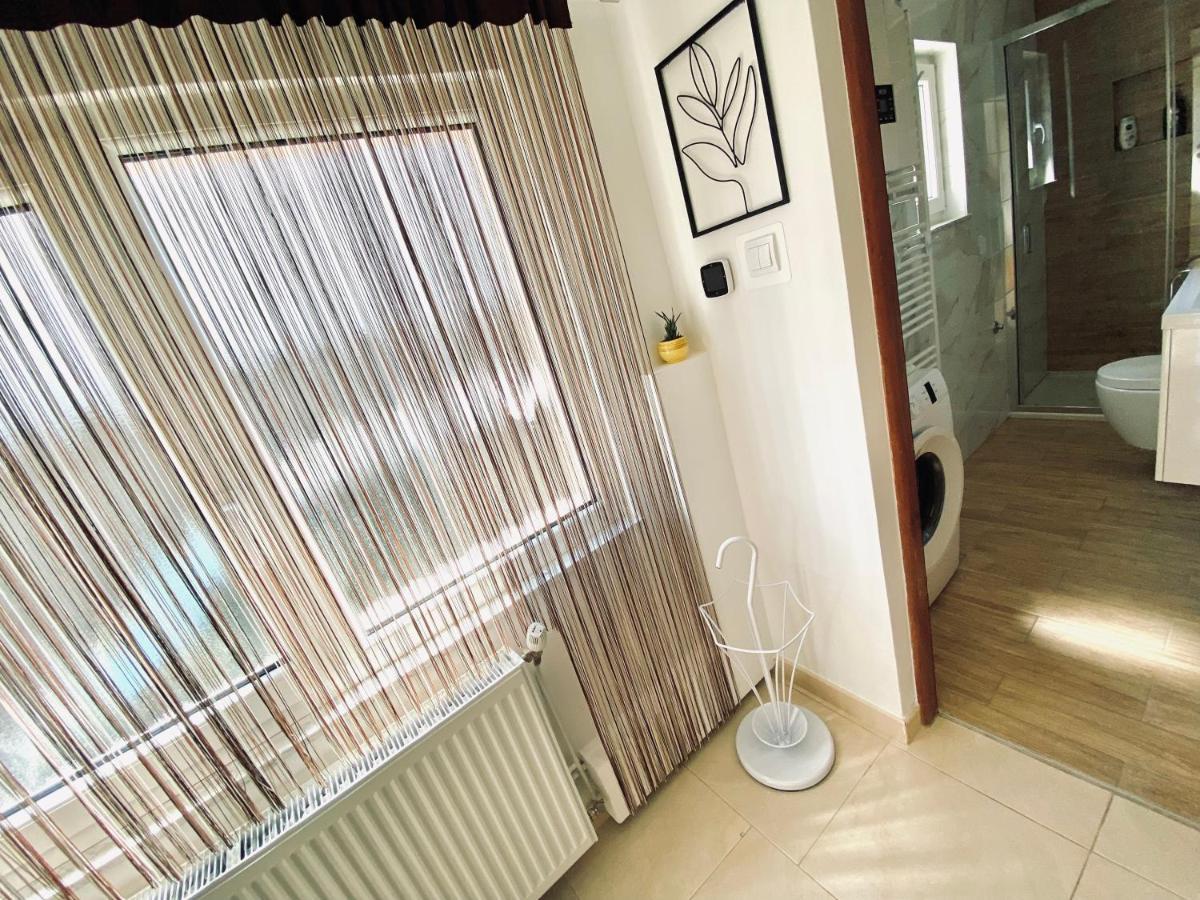 Apartman Sweet Garden K&A ซาเกร็บ ภายนอก รูปภาพ