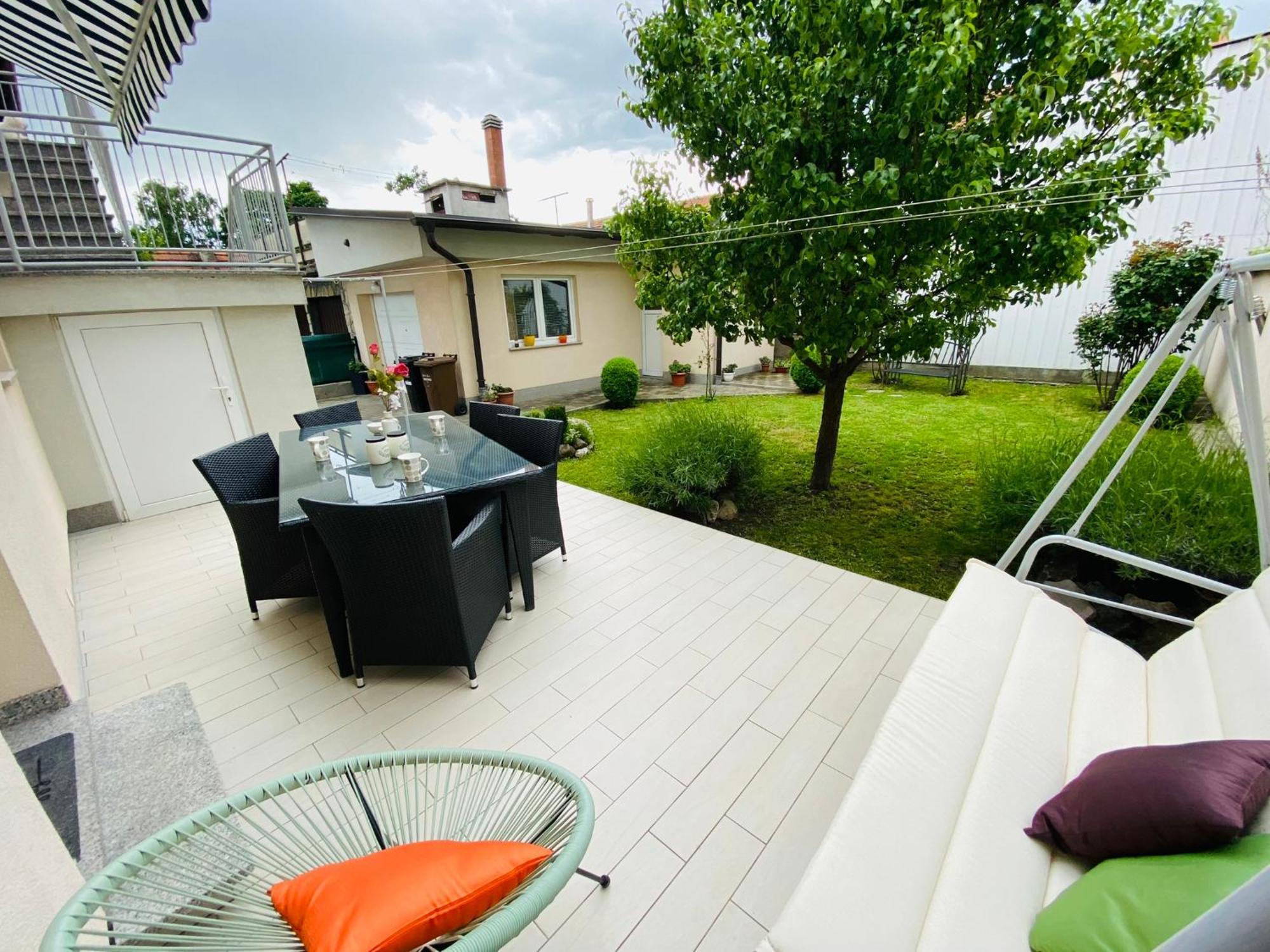 Apartman Sweet Garden K&A ซาเกร็บ ภายนอก รูปภาพ